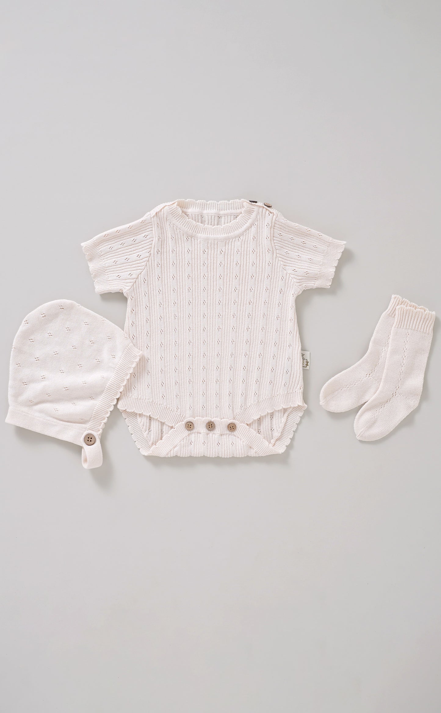 Avibae Luxary Cotton Patterned Openwork Romper  3-Piece Buddle Creamy White