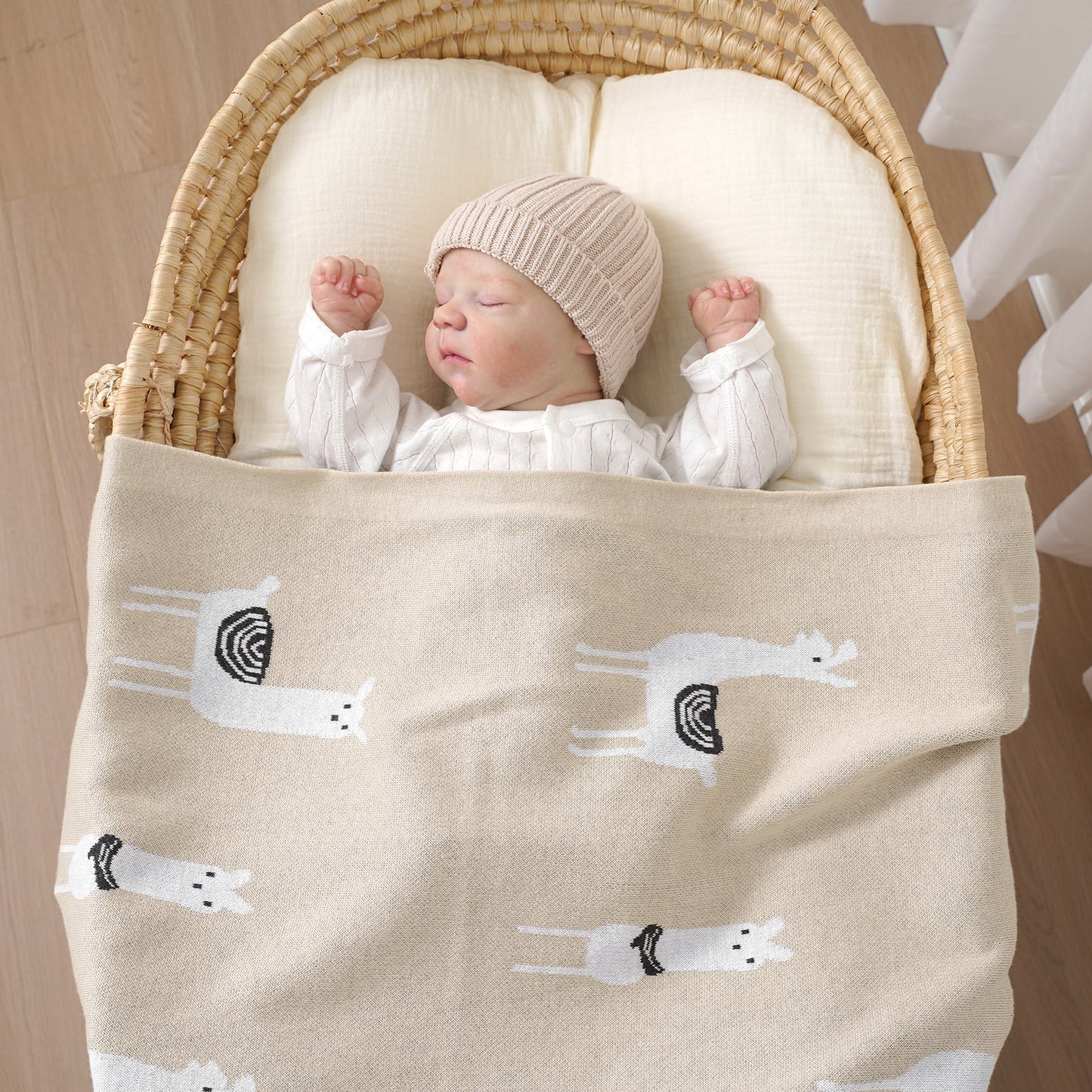 Avibae 100% Cotton Alpaca Pattern Baby Comfort Blanket
