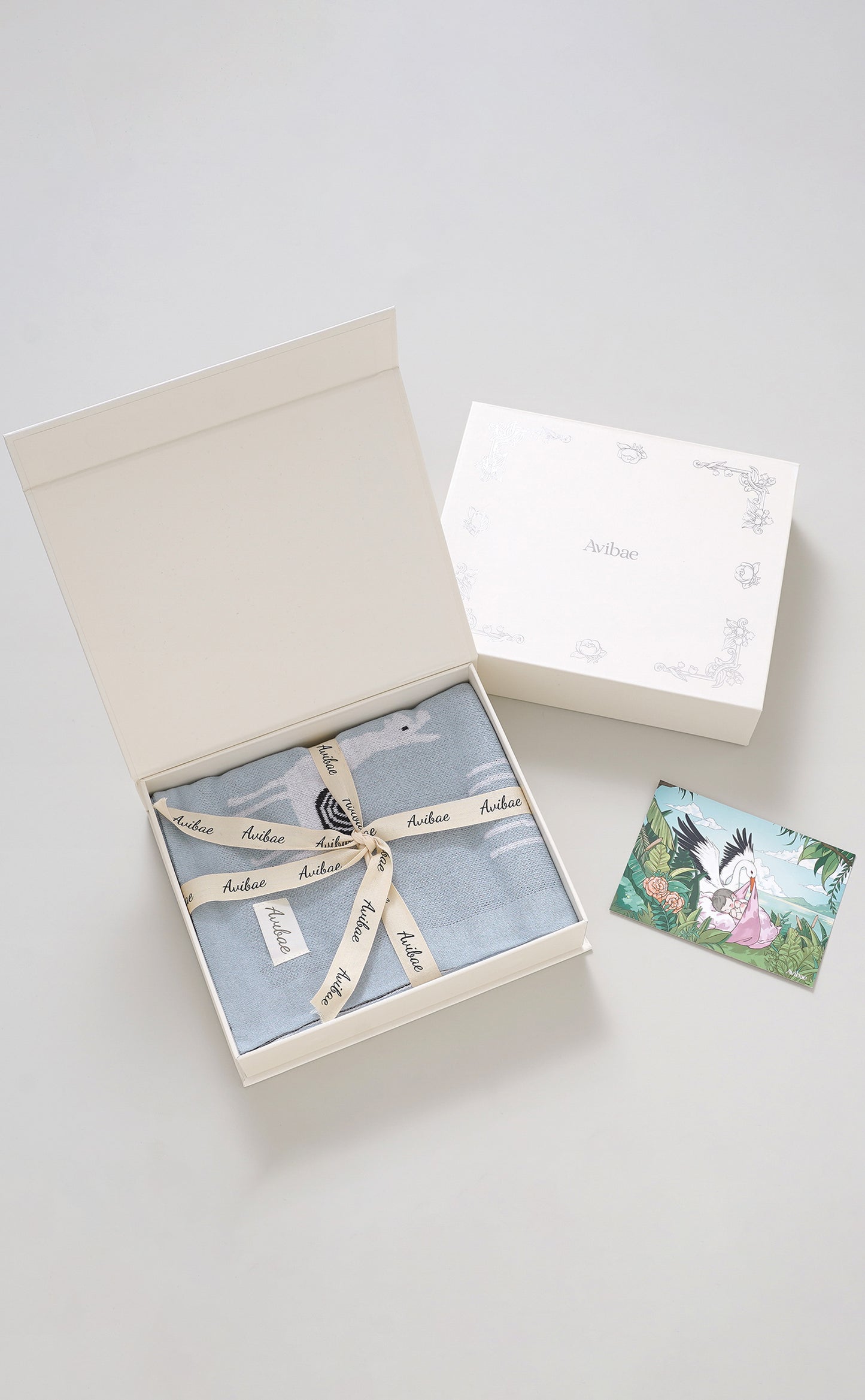 Avibae 100% Cotton Alpaca Pattern Baby Comfort Blanket