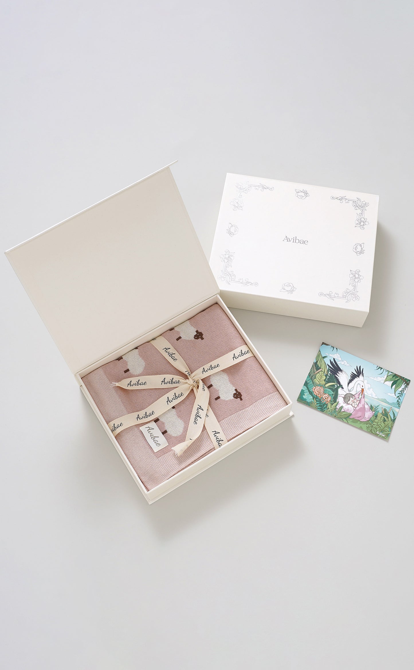 Avibae 100%  Cotton Lamb Pattern Baby Comfort Blanket